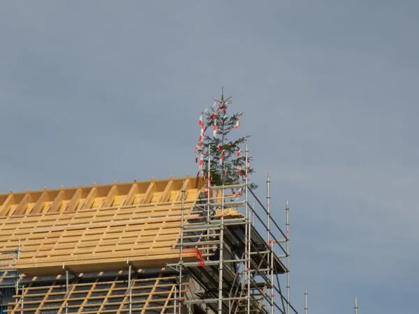 Viga maestra en el nuevo edificio de oficinas de DMG.