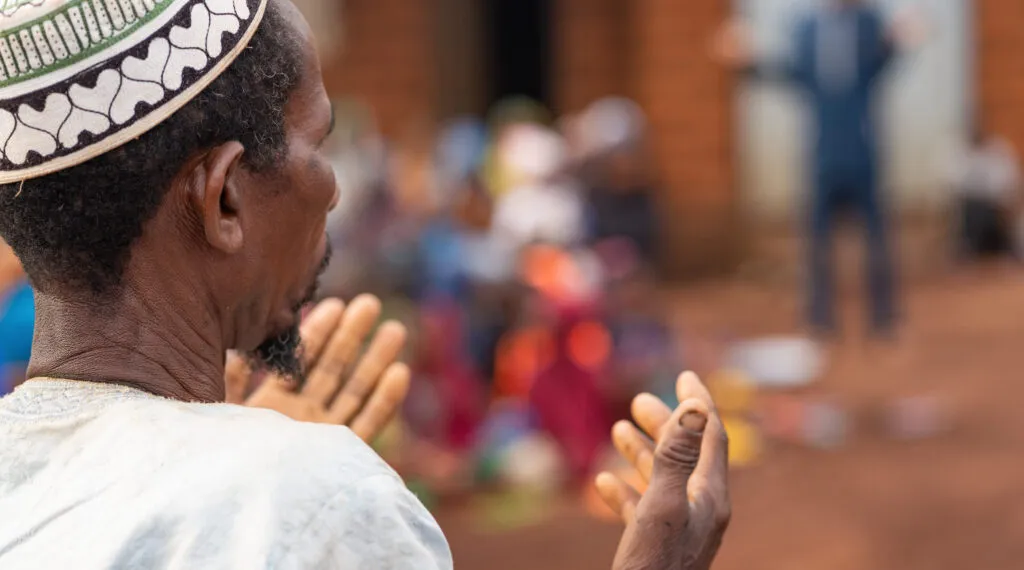 De adolescente rebelde a evangelista apasionado: la historia de un hombre fulani