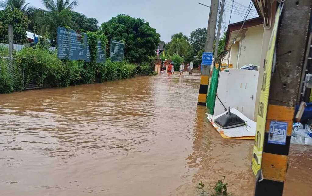 SIM Tailandia busca apoyo para el alivio de inundaciones