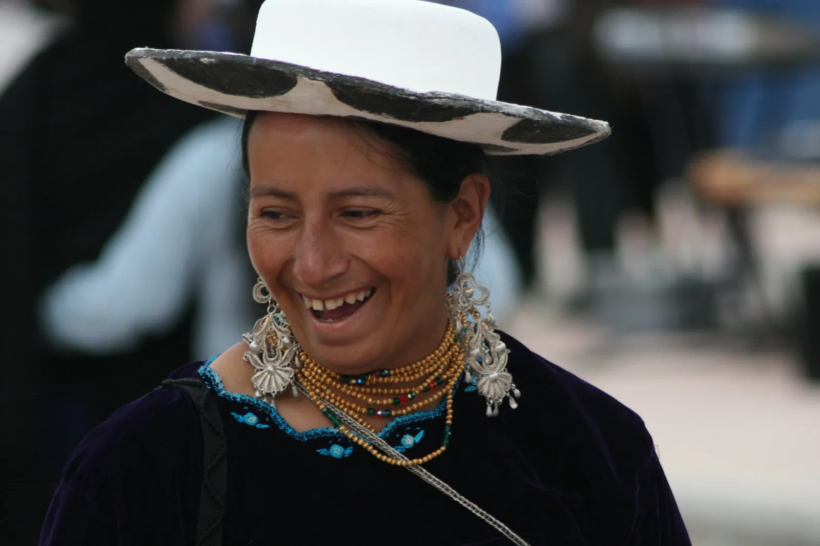 Asociándose con la iglesia en Ecuador