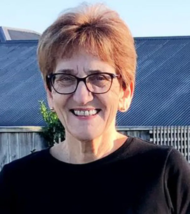 Destacar al Personal de SIM NZ: Helen Cowie