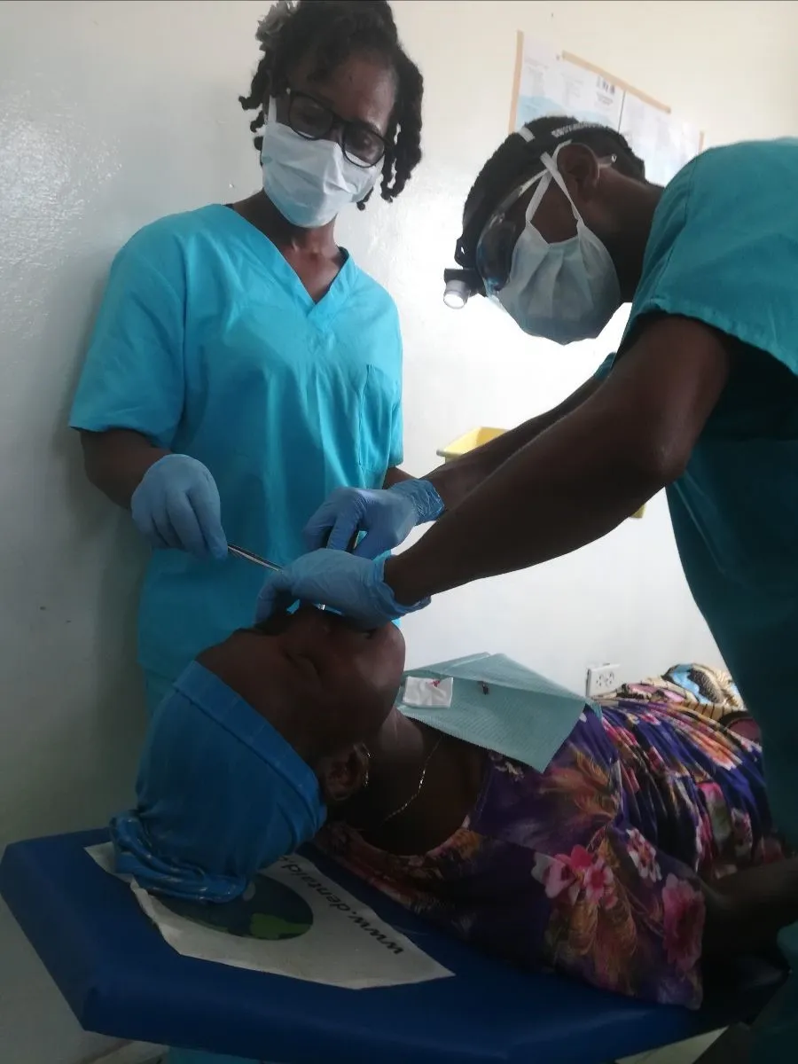 Todas las sonrisas después de la jornada de salud dental