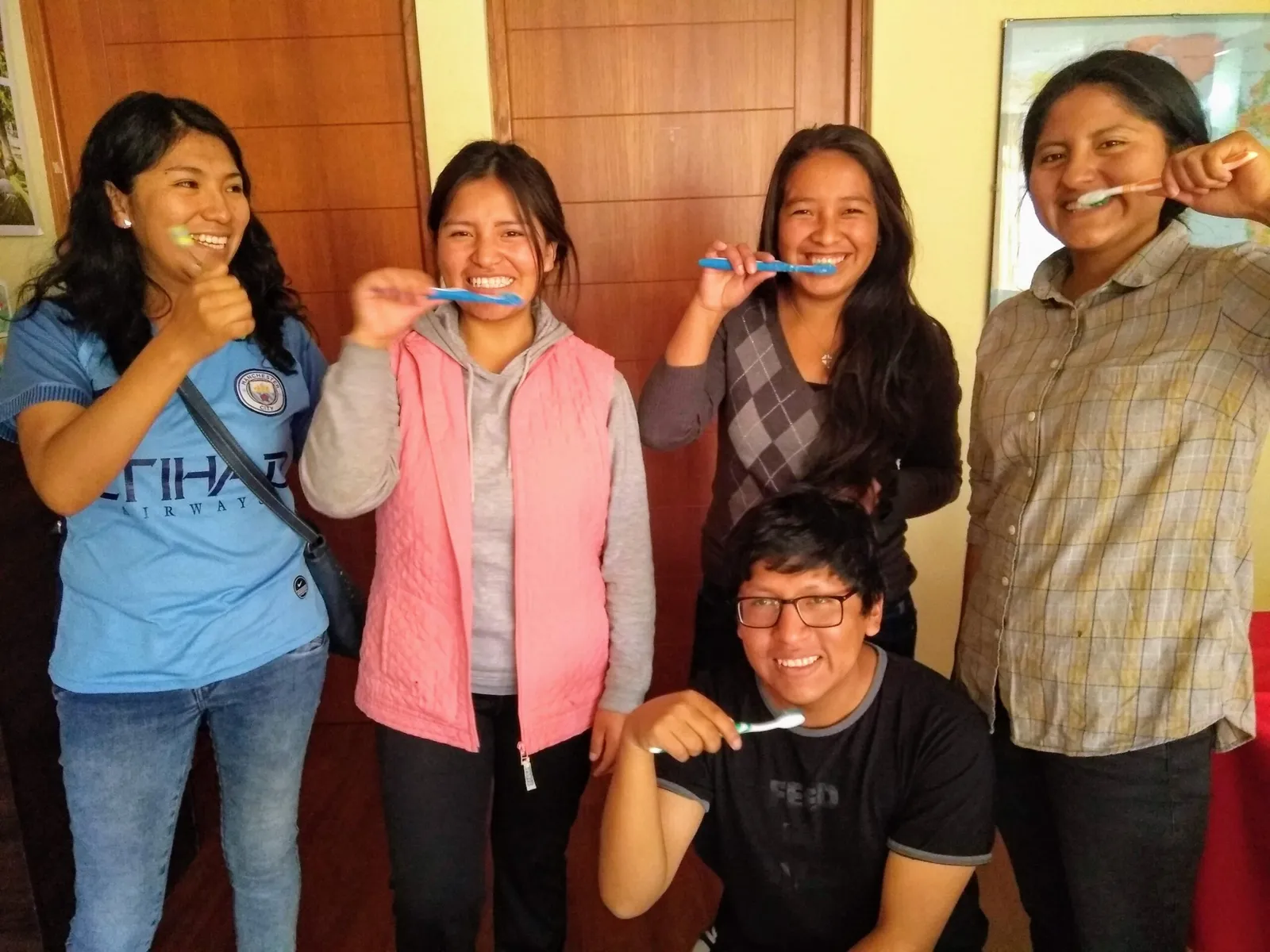 Cepillándose los dientes con Dios